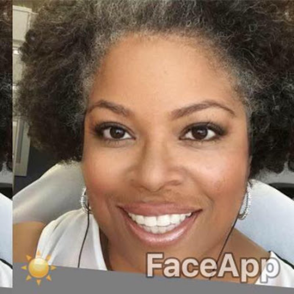 Meet your Posher, Yolanda